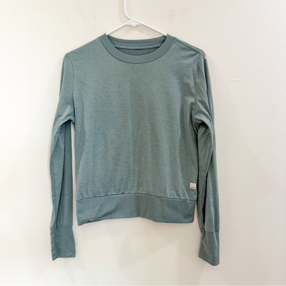 Vuori Tops - Vuori Performance Long Sleeve Crew Neck Top S